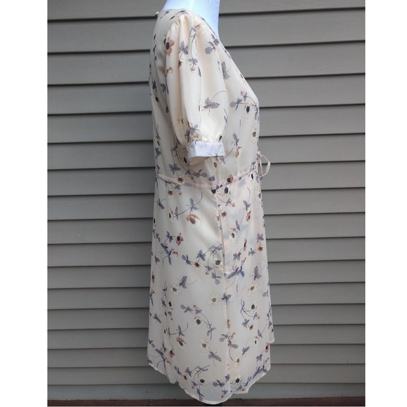 [Last 1!] CLOSET CLOSING Beige Floral Print Dress - Picture 6 of 7